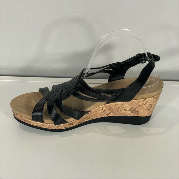 YUU Black Faux Leather Strap Cork Wedge Slingback Platform Sandals Sz 11 M - Picture 3 of 11